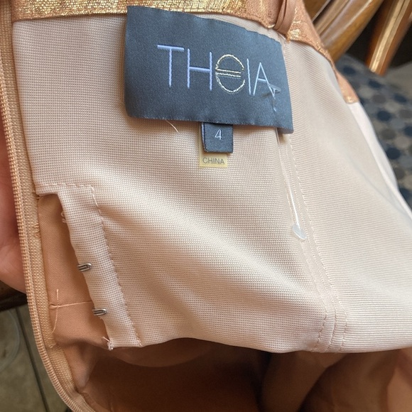 Theia Strapless Sheath Dress Gold Bronze Floral Size 4 - Picture 9 of 14